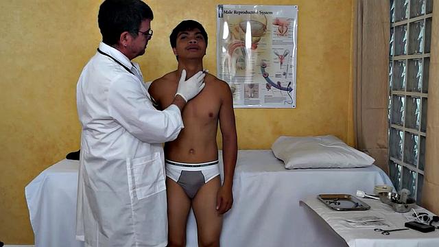 A brand new fantasy series by Laughing Asians! This incredible 26 minute long debut of "Doctor Tickles" series - incredibly cute, erotickly sexy Vahn as our first ticklish patient