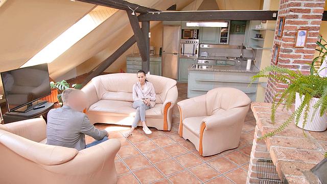 HUNT4K. Lassie with ponytail has sex for profit to her husband