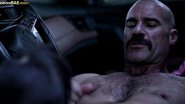 Petite babe deepthroating driver