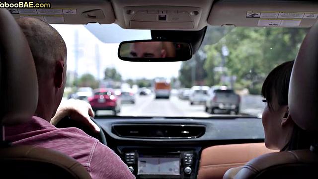 Petite babe deepthroating driver