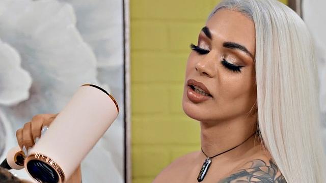 TS hair dresser barebacks Trans customer in salon