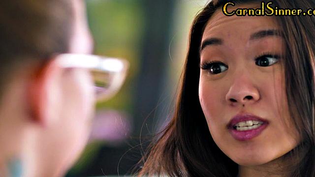 Petite ebony dyke facesitting GF after fingering