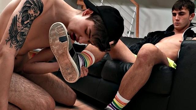 Gay twink enjoys socks and sneakers fetish anal