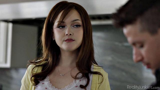 Big Dicks Tiny Chicks 10 - Jade Valentine Needs A Big One