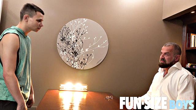 AUSTIN Chapter 22 - Principal's Office