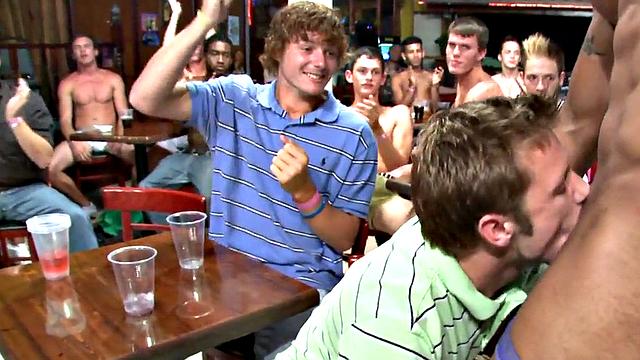 Real male stripper gets his cock sucked till cumshot