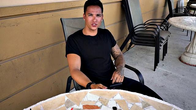 Straight amateur fucks gaydaddy in public outdoor van