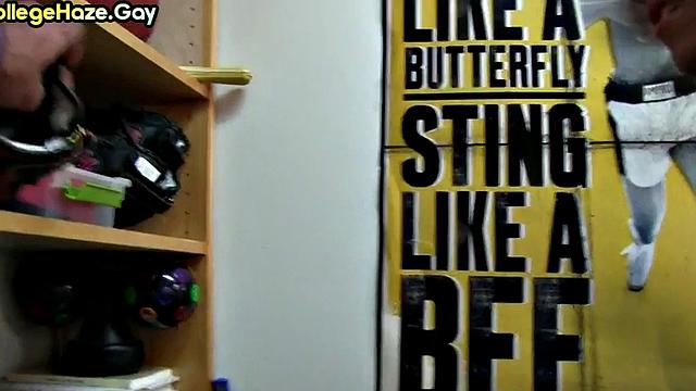 Fucked in dorm fraternity after kissing stud