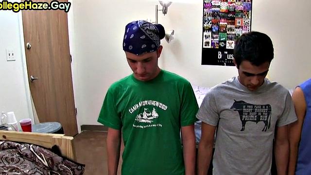 Fucked in dorm fraternity after kissing stud