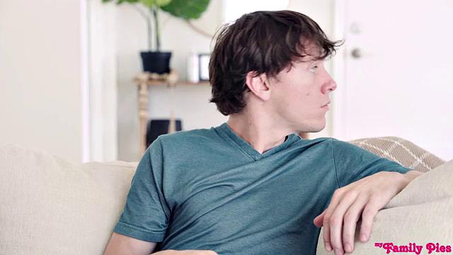 Stepsister Is After Cum - S20:E4