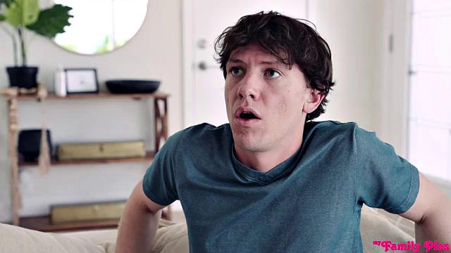 Stepsister Is After Cum - S20:E4