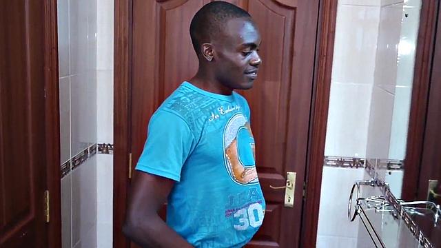 Real solo Africa twink masturbates in hotel room