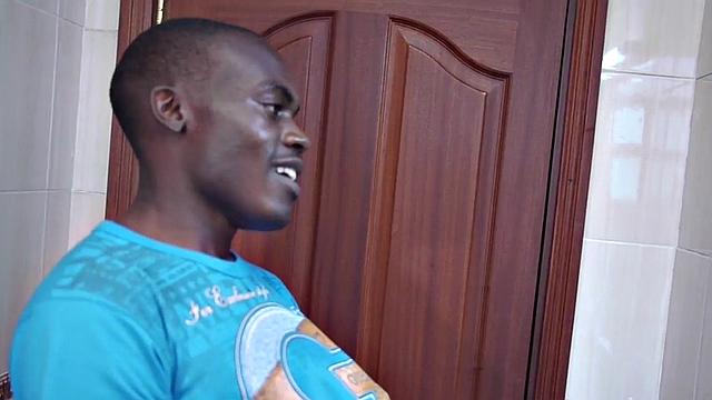 Real solo Africa twink masturbates in hotel room