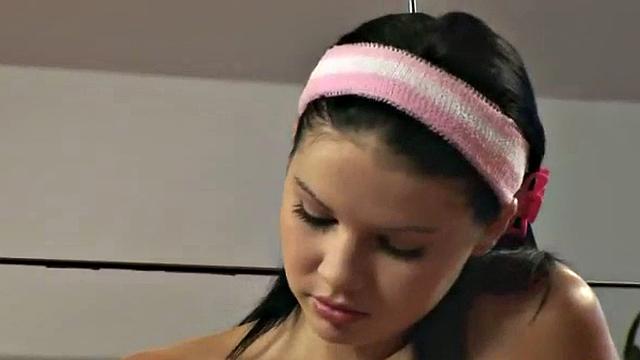 Solo cute teen toys her wet shaved pussy