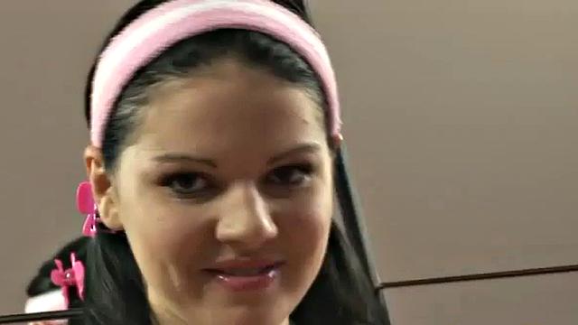 Solo cute teen toys her wet shaved pussy