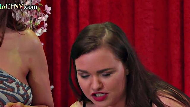 CFNM strippers deepthroat in group BJ for money