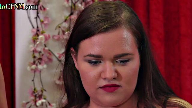 CFNM strippers deepthroat in group BJ for money