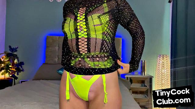 Dirty talking babe humiliates tiny cock