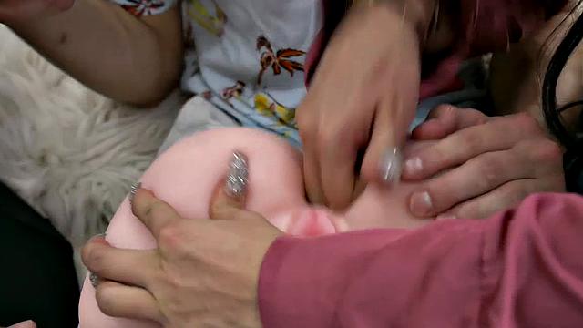 Giving stepmom tips on how to fuck stepson