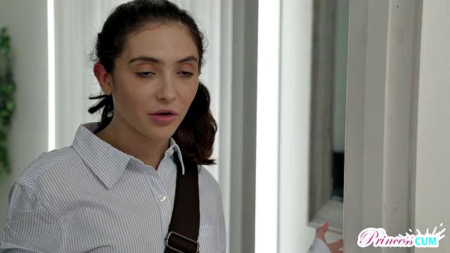 Step Sisters Delivery - S5:E3