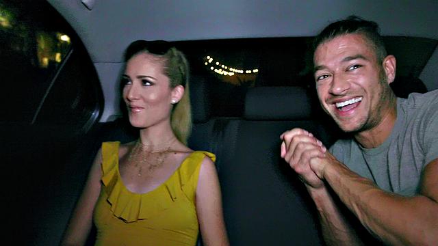 American babe with ponytail gets her pussy licked & fucked while kissing and blowing