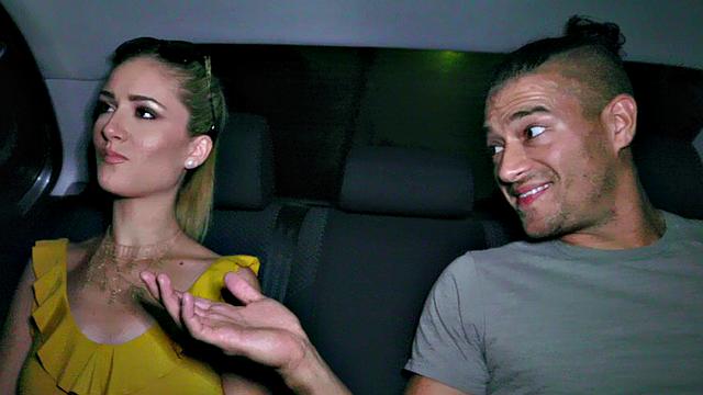 American babe with ponytail gets her pussy licked & fucked while kissing and blowing