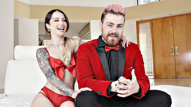 Валерика Стил выбирает: костюм Логана Ксандера или его член