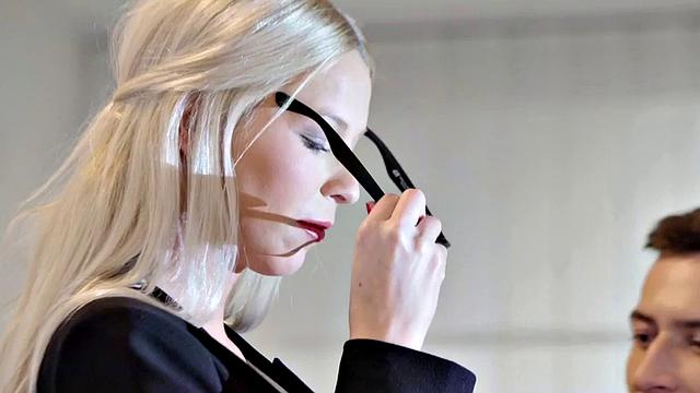 Office nympho bae fucked by big white dick in missionary