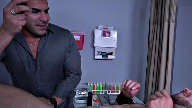 Muscled hunk gives bondage BJ and bareback anal to BF