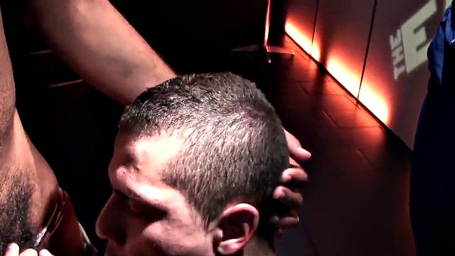 Amateur bottom stud assfucked in 3some after dickblowing