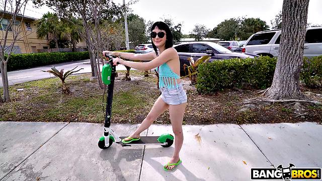 Aspiring Model Fucks for Job