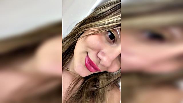 блондинка в белье - такие формы даже фитнес не даст