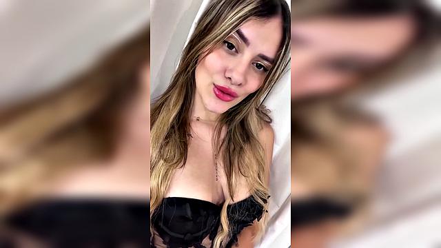 Blonde Lingerie Bodygoals