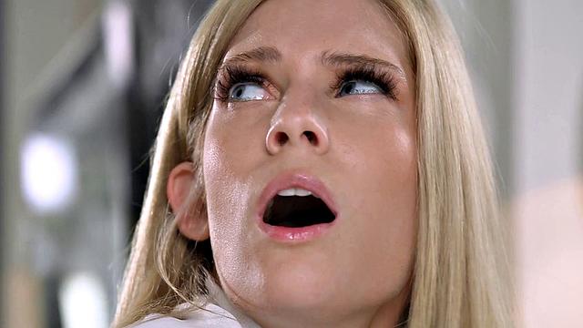 FOOTSIE BABES - Hot Candee Licious Gets Her Feet Covered In Cum After Office Anal Sex