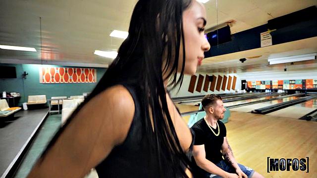 The Bowling goes Crazy