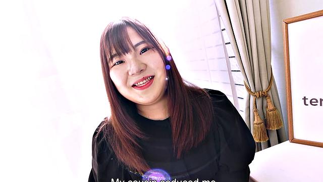 College girl Miki Sakashita is showing us her juicy ass