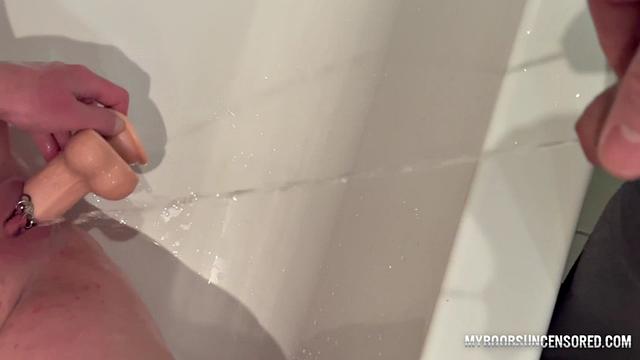 Shave My Pussy, He Pee On Me