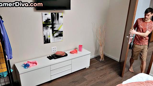 Stunning gaming bae sucks cock and gets pussylicked in 69 pose