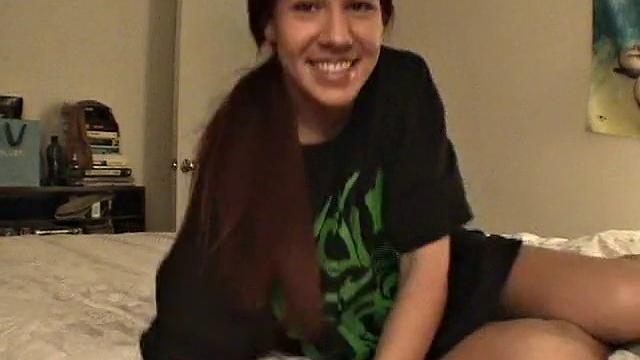 Solo Babe Masturbates And Fingers Hardcore