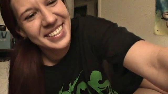 Solo Babe Masturbates And Fingers Hardcore