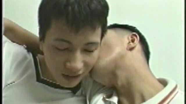 Asian Pe reunites with his former lover Tak and it's just like old times for the horny young couple. They get locked into passionate love making, as clothes strip off, dick gets sucked and ass takes a sensual fucking.