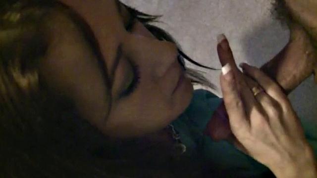 Hot Bobbi gives a Blowjob Closeup