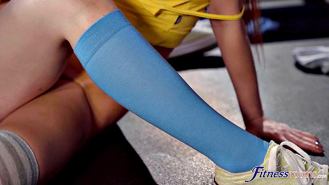 Cute gym babes have a lesbian threesome