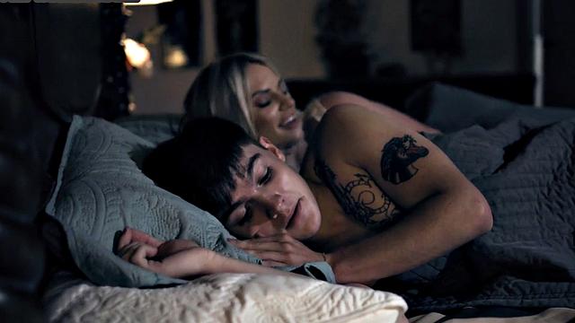 Stepmom with big jugs gives good night sex to horny stepson