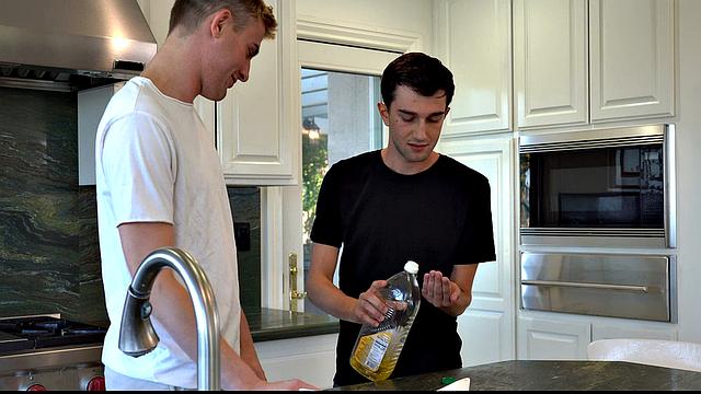 Both Guys Get Creampied (Kai Masters, Braden Taylor)