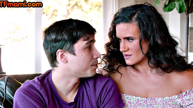 Pussylicked DTF stepmom got pounded by stepson