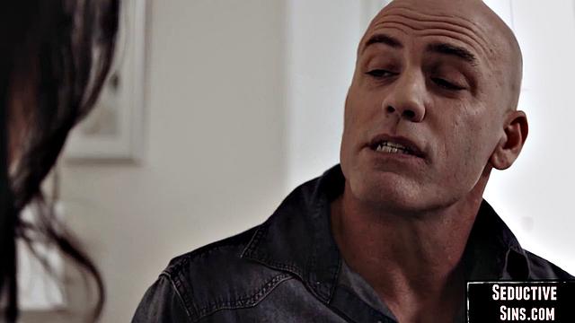 Naughty bigbooty babe bouncing lover