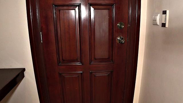 Bubble-Butt Teen With Braces Creampied!