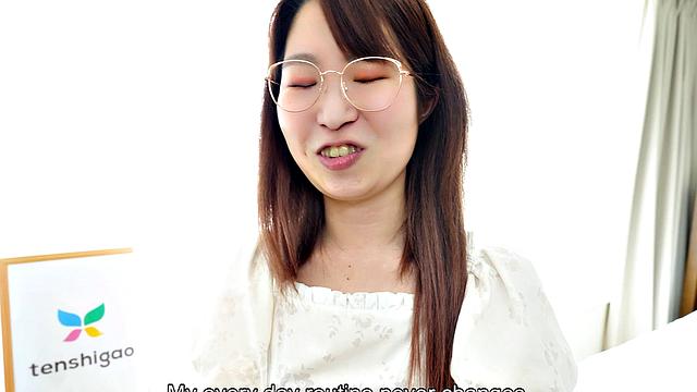 Office Worker Momoko Azuma in Her First Adult Video