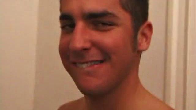 Amateurs Jordan and Devon Having Fun